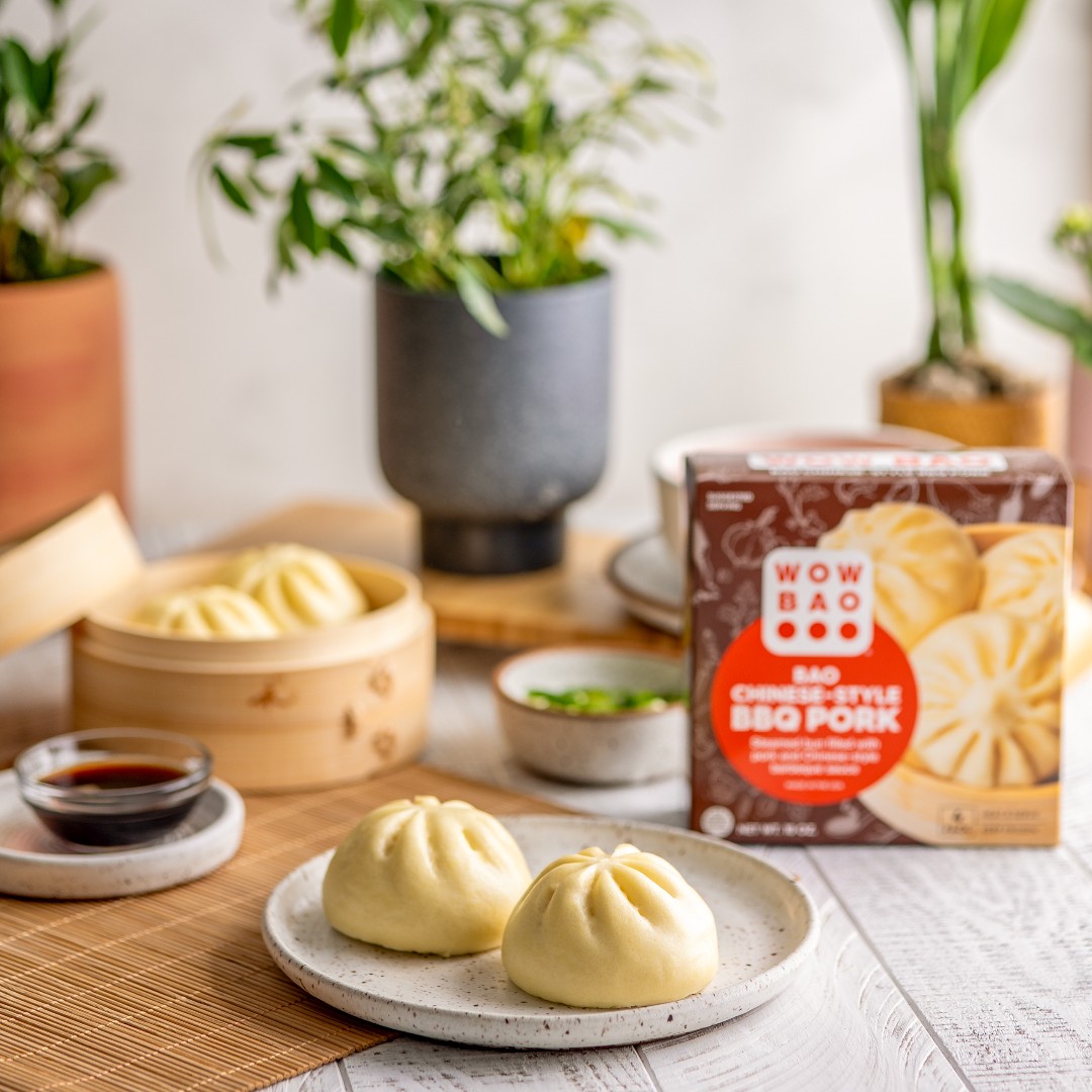 WowBao's tweet photo. Craveable flavors, ready in seconds! ✨
Pick up our Chinese-Style BBQ Pork bao on your text trip to @Walmart 🛒
#wowbao #bao #yearofthebao #asianstreetfood #walmartfinds #frozenchinese #frozenasian #eeeats #goodeats #discoverunder20k https://t.co/s4RC43zqrX