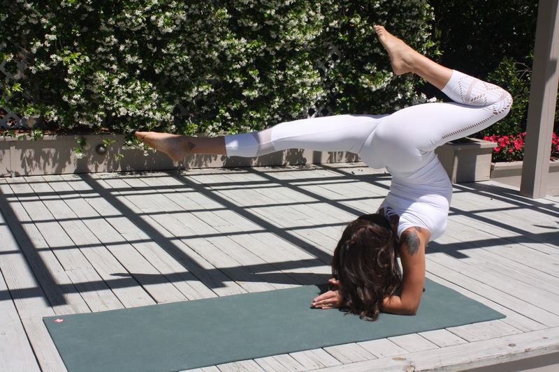 Find your inner peace. Join us every Saturday from 9:00 am to 10:00 am for a rejuvenating yoga session surrounded by the scenic beauty of Innisbrook. Open to the public. Learn more and reserve your spot: bit.ly/4aSYaZt #Yoga #Wellness #Namaste #InnisbrookLife