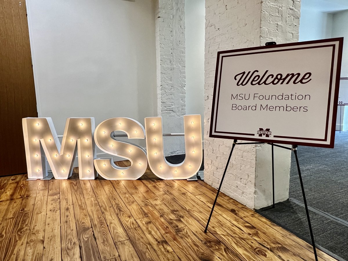 MSU_Foundation's tweet photo. Talk about a super start to the weekend. 🐶

The MSU Foundation board of directors was on campus today for the first board meeting hosted at The Mill! https://t.co/qWNbpBFQ6R