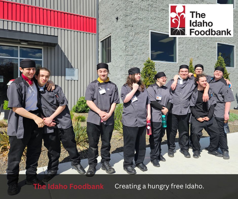 #LifesKitchen trainees volunteered at the @IdahoFoodbank for their Commodity Supplemental Food Program (CSFP). CSFP is a great federal program that provides low-income seniors, with extra food each month at NO COST! We filled 150 food boxes.🙌 #servingsecondchances #idahofoodbank