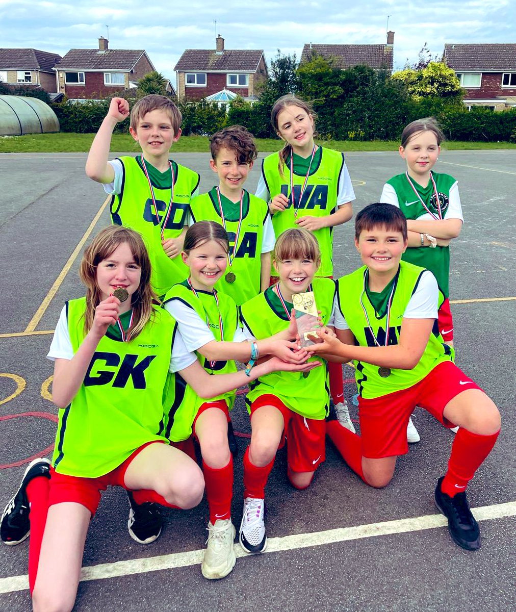 KPSFeed's tweet photo. After competing against each other in the final, Knavesmire Kittens came out on top against Knavesmire Knights in the @SBMatYork Netball tournament today!

Well done Kittens and Knights for an excellent display and all your hard work leading up to this event! YOU CHAMPS!🏆🥈🥇👏🏼 https://t.co/UdR4J9n9Zc