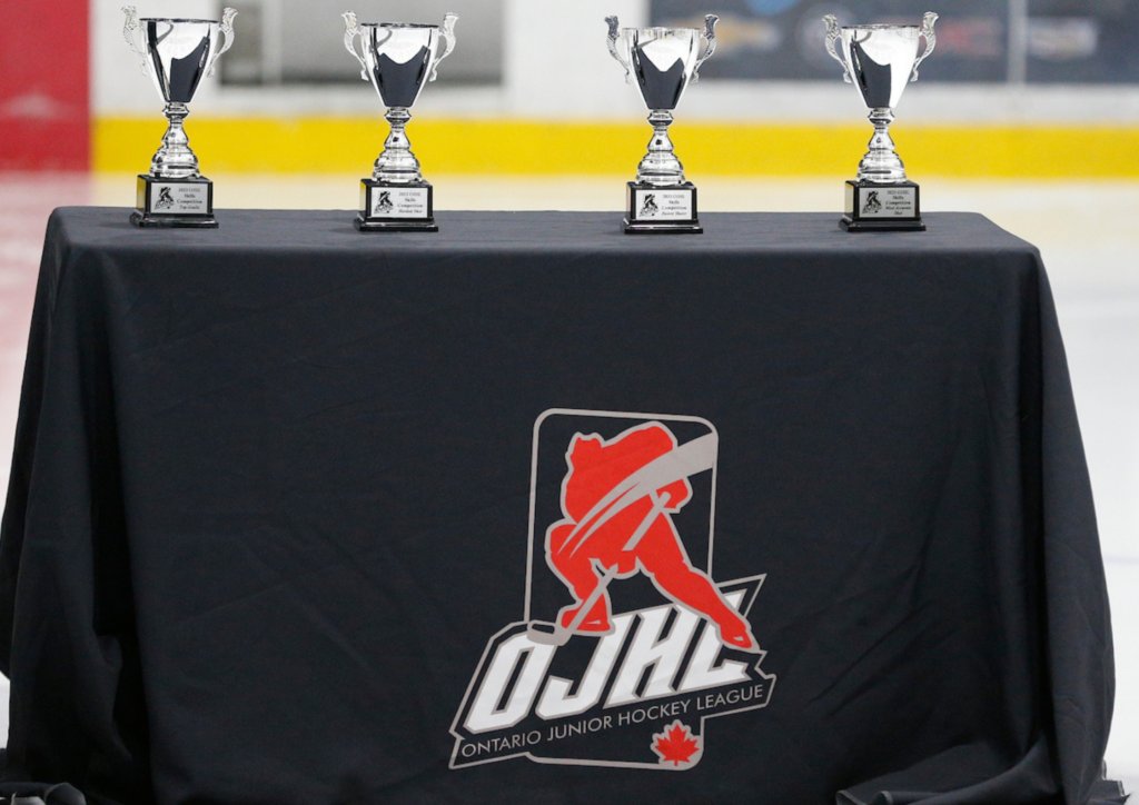 OJHL honouring award winners in Collingwood tonight 🏆 
⤵️
ojhl.ca/ojhl-honouring…

#leagueofchoice #OJHL ^ojjm
📸  OJHL Images