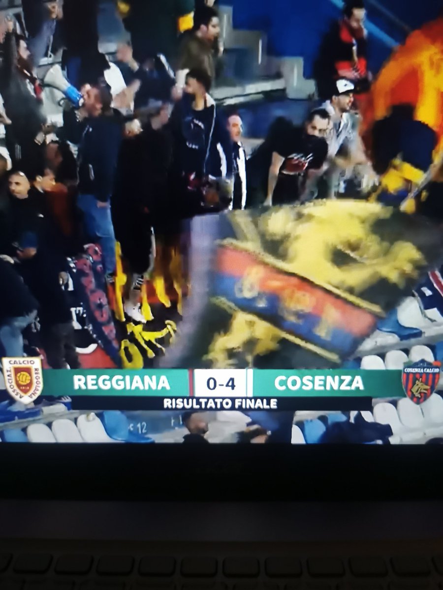 ValeBianco88's tweet photo. 4 gol neanche nei migliori sogni. È ora vincere col Bari per la salvezza
#REGCOS https://t.co/vGeYr1GiPm