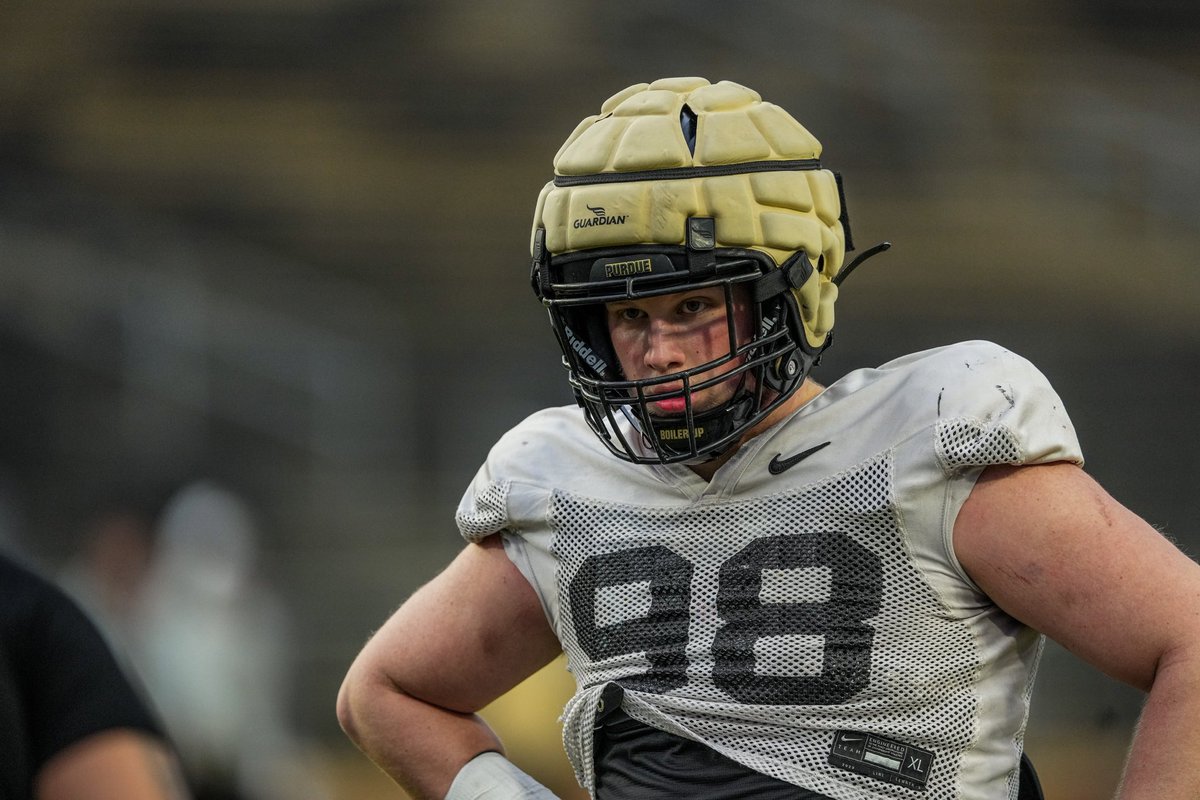 Dcarlson_51's tweet photo. In due time ⏳
#Springball1 https://t.co/apx29LtLKP