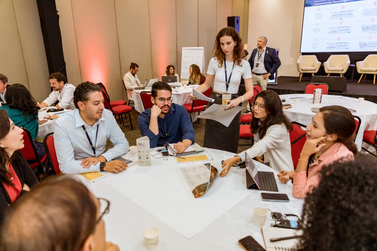 Cities receive only 1% of the climate finance they need to become more resilient. During the #UrbanShiftForum, @ICLEI delivered a City Academy course on Urban Climate Finance to equip cities with tools and resources to overcoming financing barriers for climate projects. 🏙️💵