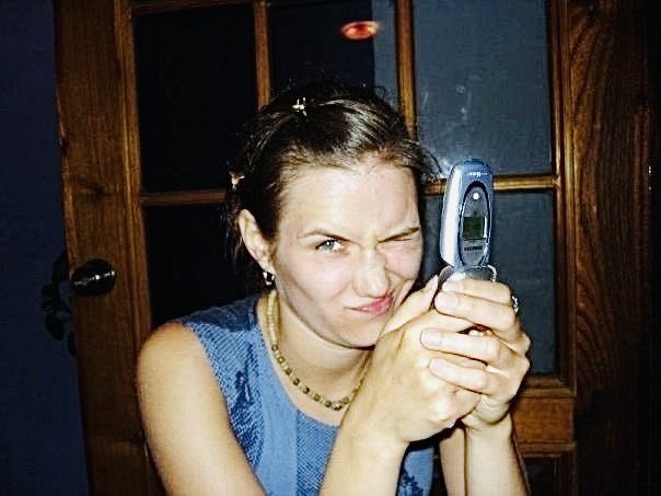 пытаюсь дозвониться до яшеньки… а мобила не работает!!!!!!!!