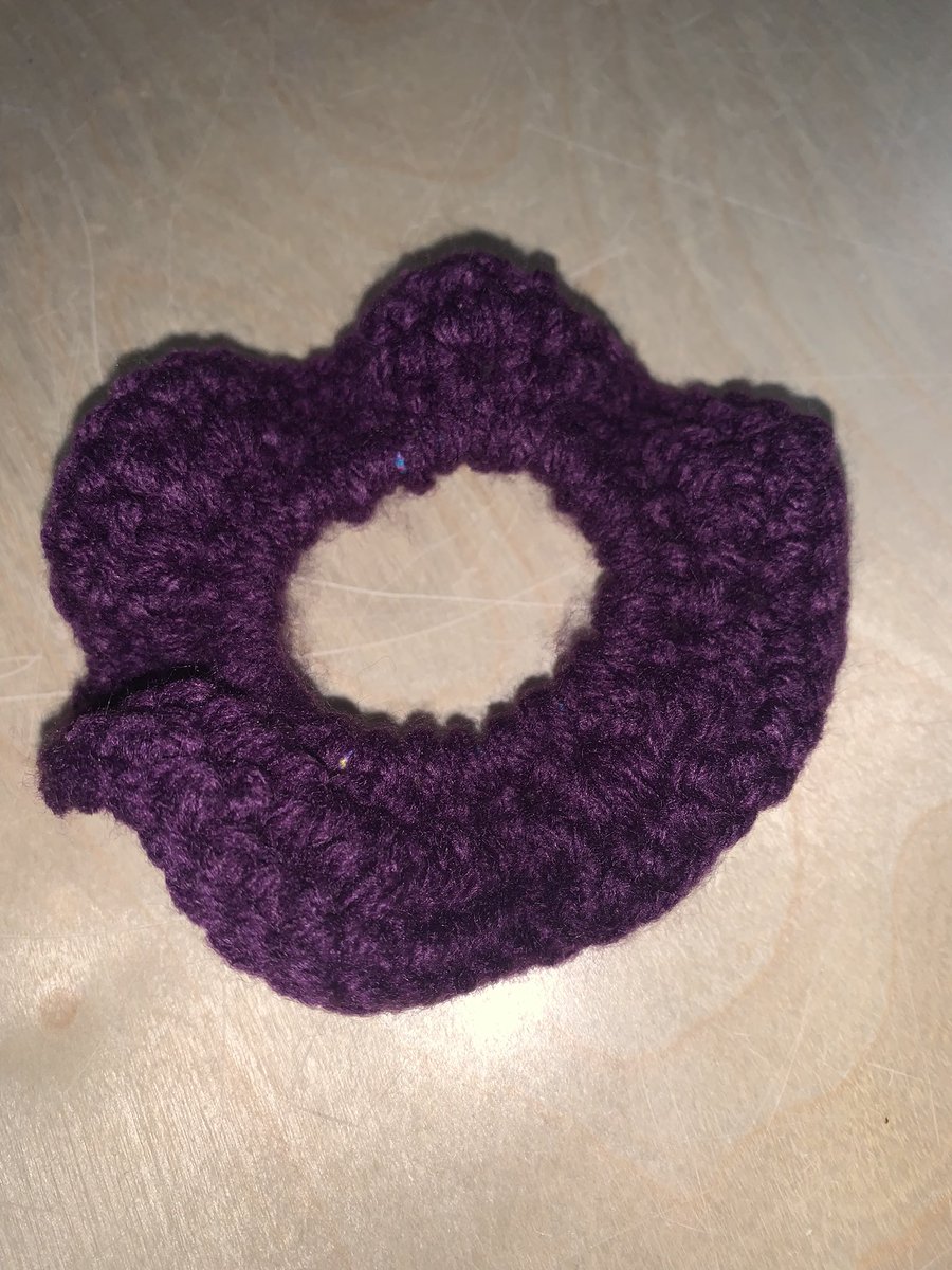 LgraceYarn's tweet photo. scrunchies are now available for purchase on my website!!!!, https://t.co/7pXOCRSxp4 https://t.co/KGlMqzVuUg