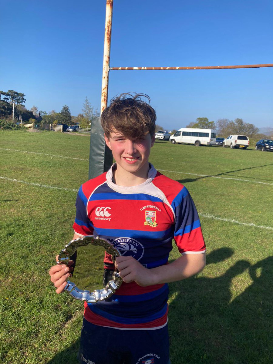 Llongyfarchiadau enfawr i dîm Rygbi Bechgyn Bl10 <a href="/Godrer_Berwyn/">Ysgol Godre’r Berwyn</a> wedi Curo Ysgol Llangefni yn rownd derfynol Plat Eryri 49-24. Gêm Rygbi o safon uchel ar ddau dîm yn ymroi 100% ir frwydyr. 🌟 Y gêm Caleb Jones💪
<a href="/RygbiBala/">Clwb Rygbi Y Bala RFC</a>