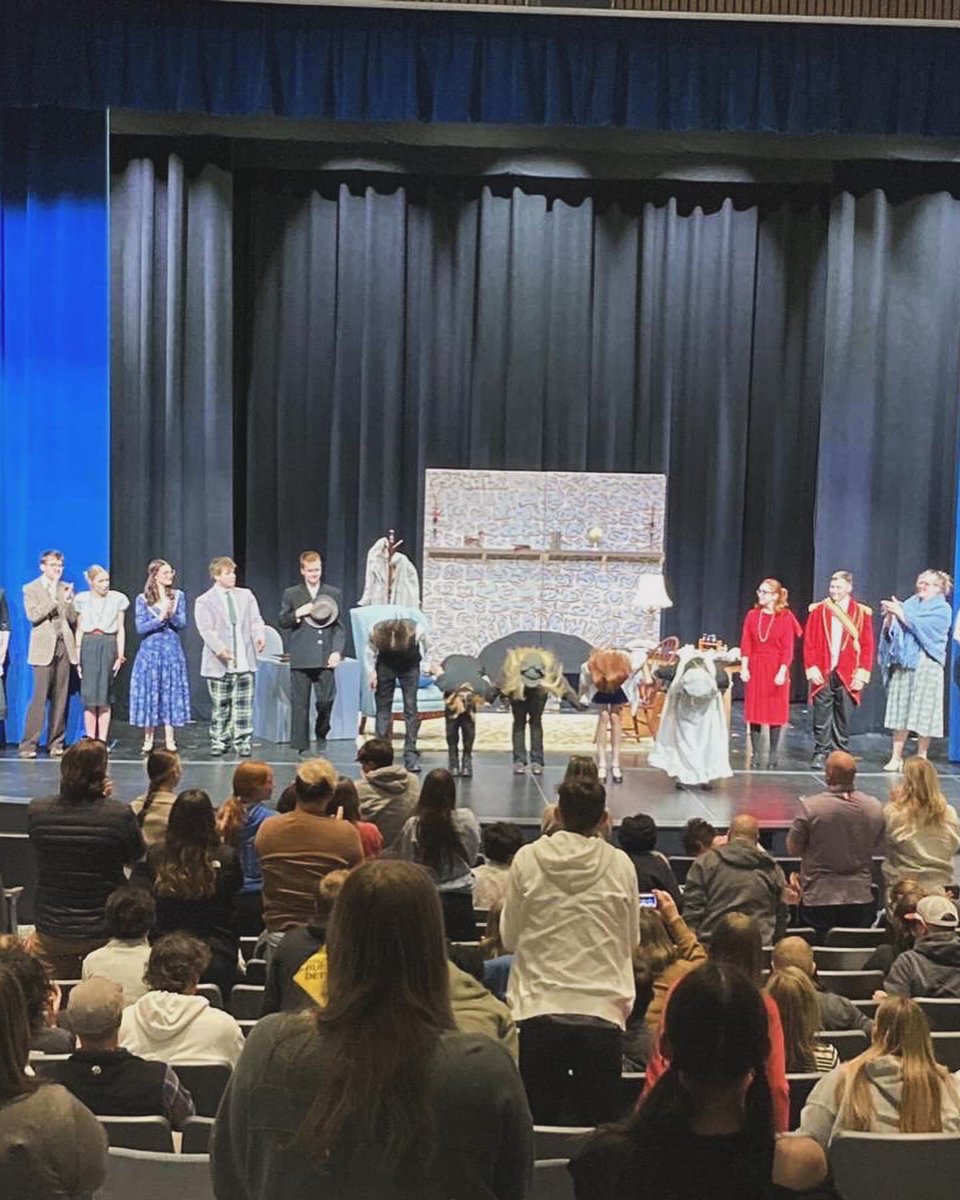 AGPSFineArts's tweet photo. AND THATS A WRAP ON OPENING NIGHT! Congrats to everyone involved who made a wonderful show! Now onto SATURDAY &amp; SUNDAY!

2 MORE CHANCES TO SEE SHERLOCK HOLMES

Saturday (April 20th) - 7PM
Sunday (April 21st) - 2PM

ADMISSION: $6 - Adults, $5 - Students (FREE with activity pass) https://t.co/hStsQd26oY