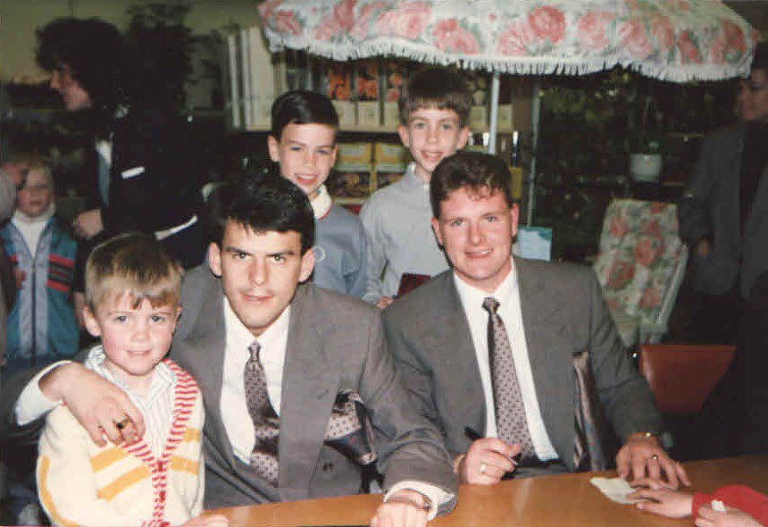 Sporting some incredible knitwear with a young Darren Jackson and a certain Mr Paul Gascoigne. #NUFC