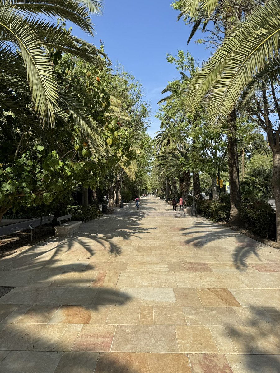 Scott Jones (@scottjones31) on Twitter photo Fantastic ICR Conference in Malaga. Collaborating and presenting with Anuja or imagined atmospheres <a href="/anujap/">Dr Anuja Pradhan</a> was special. Working with Finola and Paul @DrFahrenheit451 on narrative transformation is fab - an honour to present with Paul - a scholarly hero and a friend foremost. Fantastic ICR Conference in Malaga. Collaborating and presenting with Anuja or imagined atmospheres <a href="/anujap/">Dr Anuja Pradhan</a> was special. Working with Finola and Paul @DrFahrenheit451 on narrative transformation is fab - an honour to present with Paul - a scholarly hero and a friend foremost.