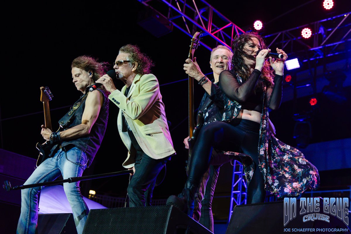 We had an amazing time On The Blue Cruise and more is yet to come! 🎸 Get tickets to a packed summer of Starship shows here: starshipcontrol.com/tour 📸: @joeschaef #starship #80s #webuiltthiscity #classicrock #livemusic