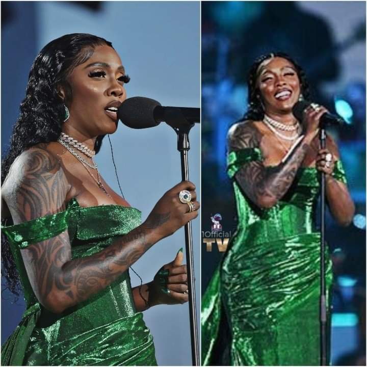 “When I forget my lyrics while performing, I'll just put my microphone to the crowd and say, `let me hear you guys sing.” - Tiwa Savage on MTV