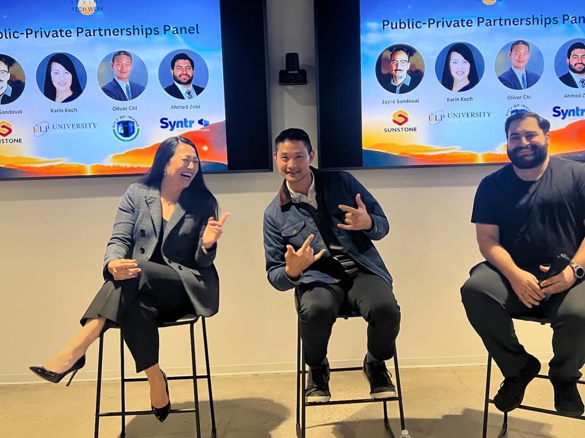 tammykimOC's tweet image. Having a blast at the various Irvine Tech Week events across the city! 

Sunday is the last day so make sure to visit IrvineTechWeek.com for more information.

#WeAreIrvine #Irvine #IrvineTechWeek #Startup #Events