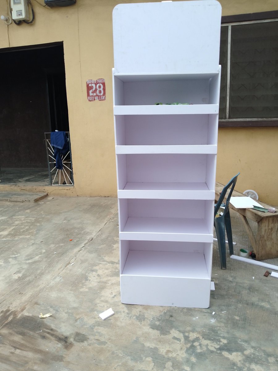 DawagoldmediaD's tweet photo. Display stand for brown brows Studio #branding #printing #NSS2IsBack #BitcoinHalving  @BOTAD01 @tobentopauloo @YemieFash https://t.co/ifQe8HNLj2