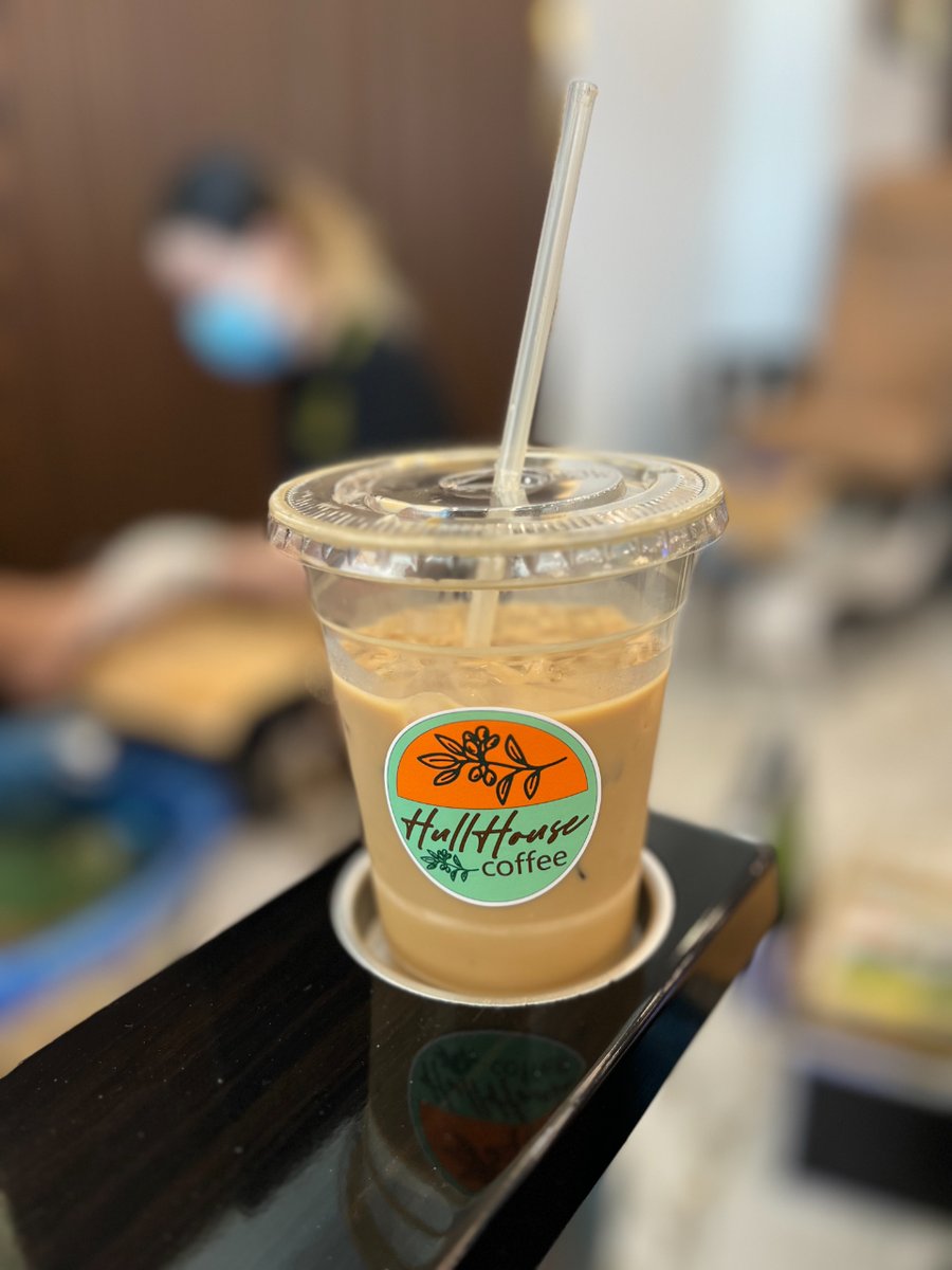 Friday influencer research meeting - complete with coffee and pedicures. 💚

(that's a write off right?)