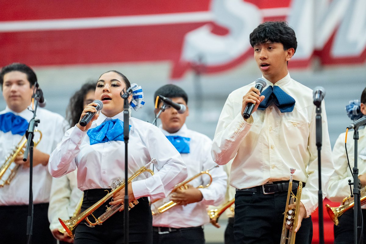 What an unforgettable two nights of mariachi magic! Proud of our students for their passion and talent on stage. Special thanks to Sweetwater High School for hosting our talented musicians! #SUHSD