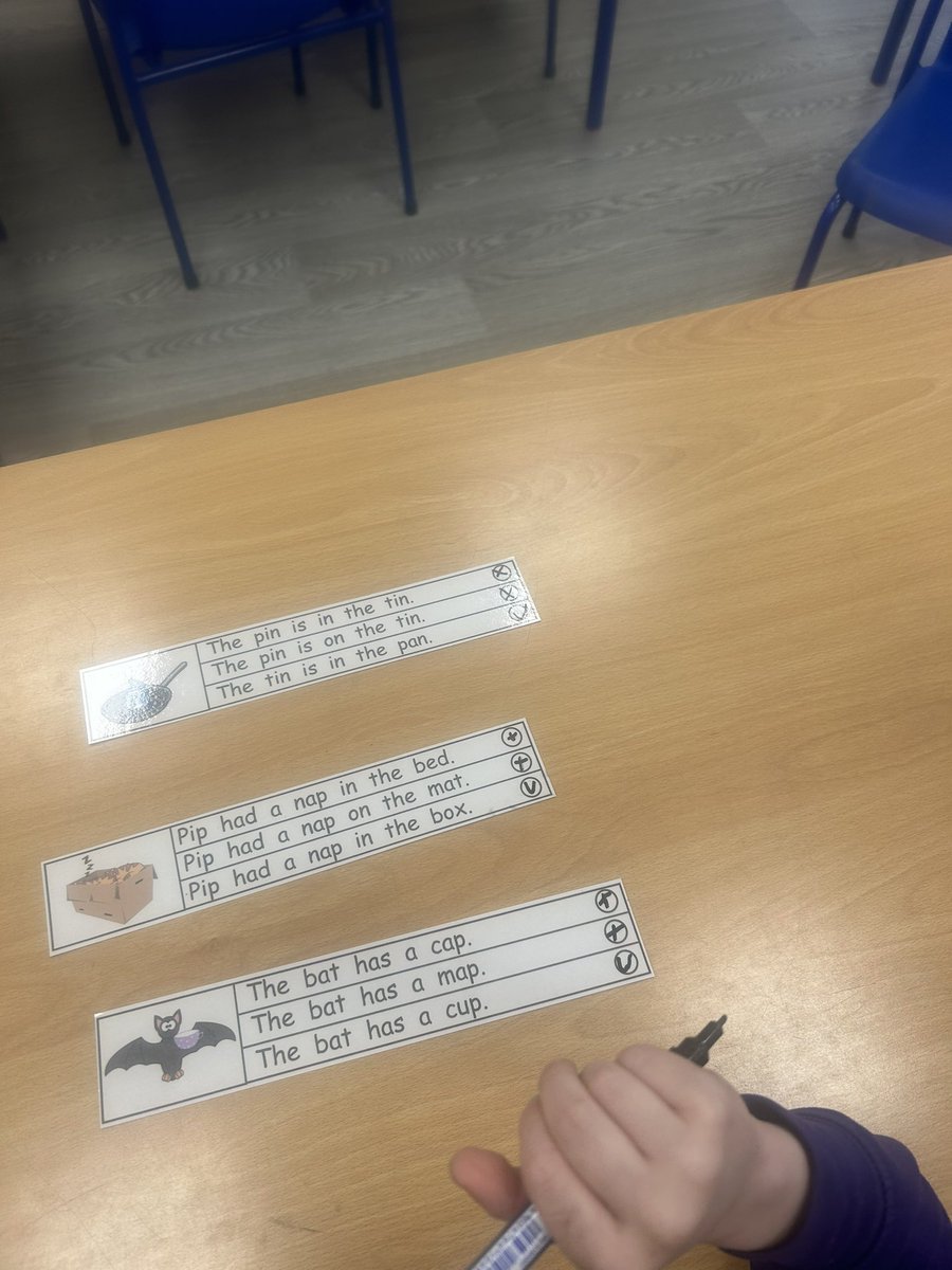 P2 developing reading fluency and comprehension this week. I was very impressed! 👏🏻🤩👏🏻<a href="/MrsSwanBX/">Mrs Swan P4</a> <a href="/beanX_McQuade/">Miss McQuade & P2Q</a>