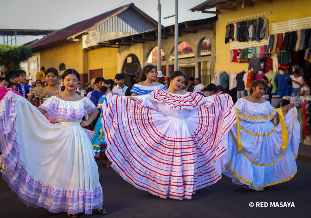 JaimeNindiri's tweet photo. 🚨A son de marimba y de bandas filarmónicas el departamento de Masaya  celebro un nuevo año de Paz, de reconciliación y sobre todo de prosperidad. 
#Nicaragua 
#SomosVictoriasVerdaderas 
#PLOMO19 https://t.co/MnGWsMKCLo