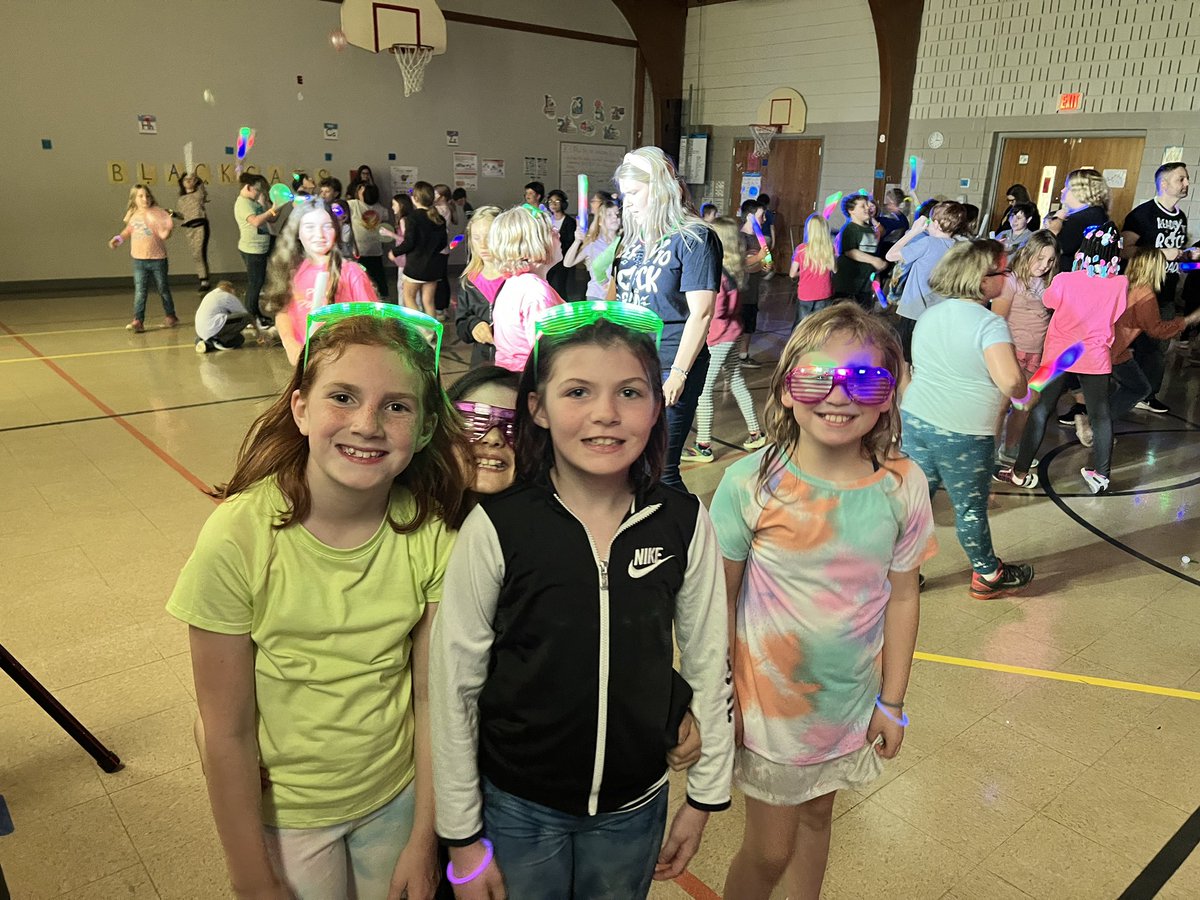 Hallie Cheney tweet media