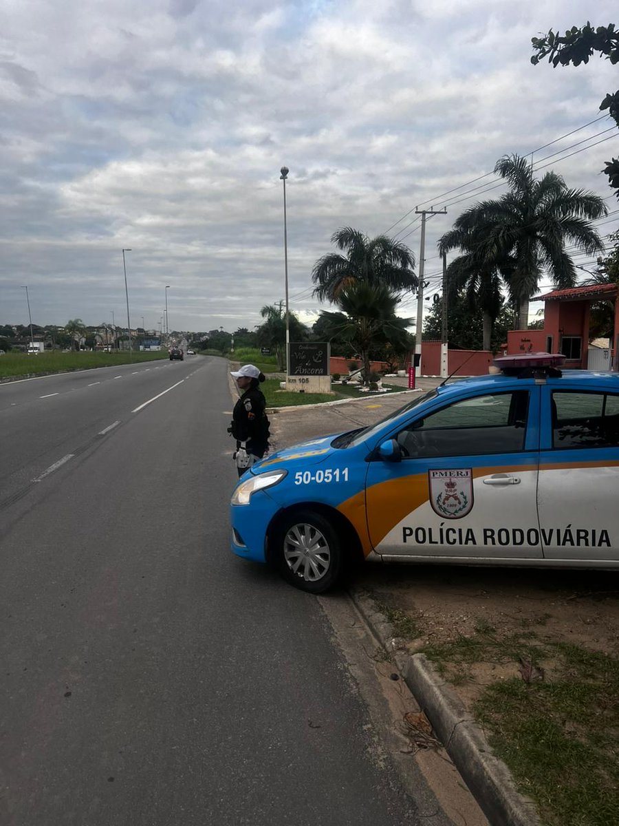 PMERJ's tweet image. BPRv amplia medidas de segurança nas estradas e rodovias durante o feriadão no Rio de Janeiro.
Dirija com cuidado e, precisando, acione a equipe mais perto de você!

#BoaViagem