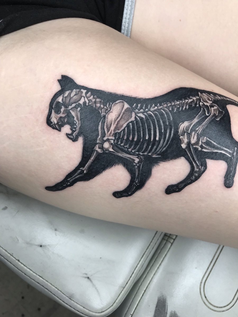 LiveStreamerNet's tweet photo. yo check out this talented tattoo artist from https://t.co/IDxQCwQgcu #LiveStreamerNetwork #LSN #tattoo #tattooartist #art #bodyart #piercing #bodymodified #goth #metal #savage https://t.co/N604sTFicA