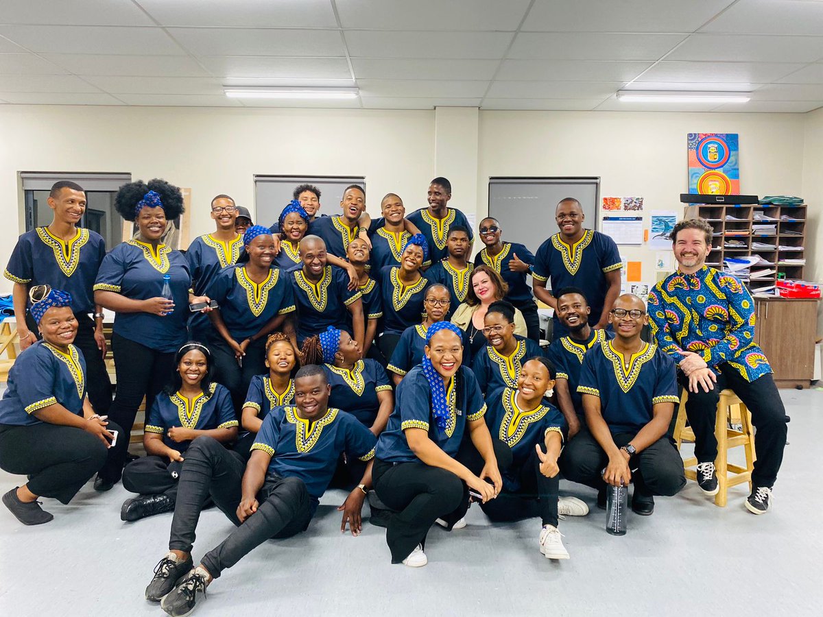 MandelaU_Choir's tweet photo. remember to follow us on all social media platforms https://t.co/udqhwNVq2B #AllInOne #Links https://t.co/jPTmXx6c93