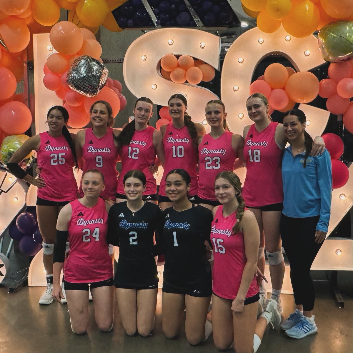 🔥MOVIN’ UP AT LONE STAR🔥 Shout out to the athletes, coaches, and families on Dynasty 15 Black, 16 Black, and 17 Black for moving one step closer to Open Bids at Lone Star! Good luck to 16 Blue, 16 Gold, and 16 Grey in the PM wave…💙🖤 #BidSeason💪🏾