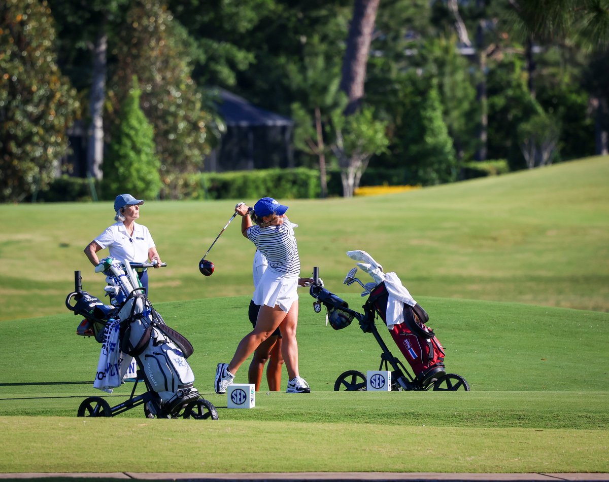 The NCAA Women's Golf Regionals Selection Show has been scheduled for next Wednesday from 2-3 p.m. ET on @GolfChannel. 🙌 #KWG 😼⛳️