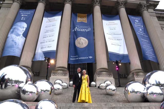 JDeverPhilly's tweet photo. @BankofAmerica has supported @TheFranklin’s mission to inspire passion for science and technology for the past 22 years. Last night, we celebrated the Institute’s 200th anniversary at the Awards Ceremony honoring the great minds moving the needle for our future. https://t.co/cd6zhWFHmd