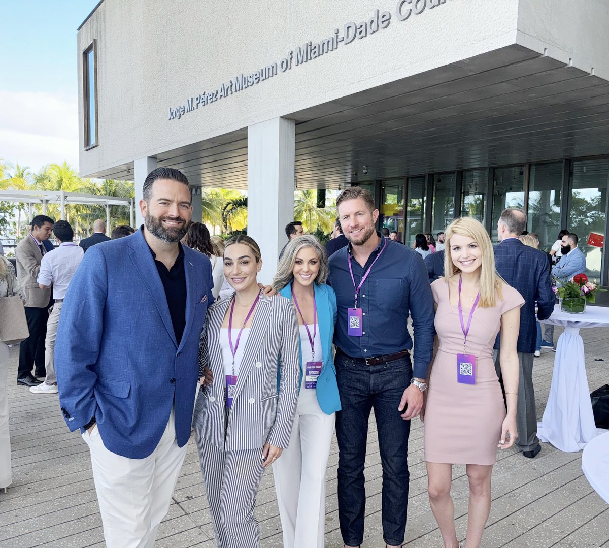 Main+Rose tweet media