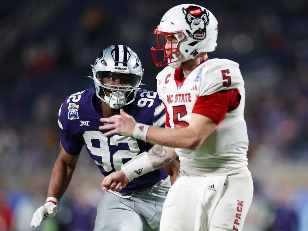 Kansas State defensive tackle Jevon Banks has officially entered the transfer portal, @On3sports has learned. The former Mississippi State transfer has 34 career tackles, 6 TFL and 2.5 sacks. on3.com/transfer-porta…