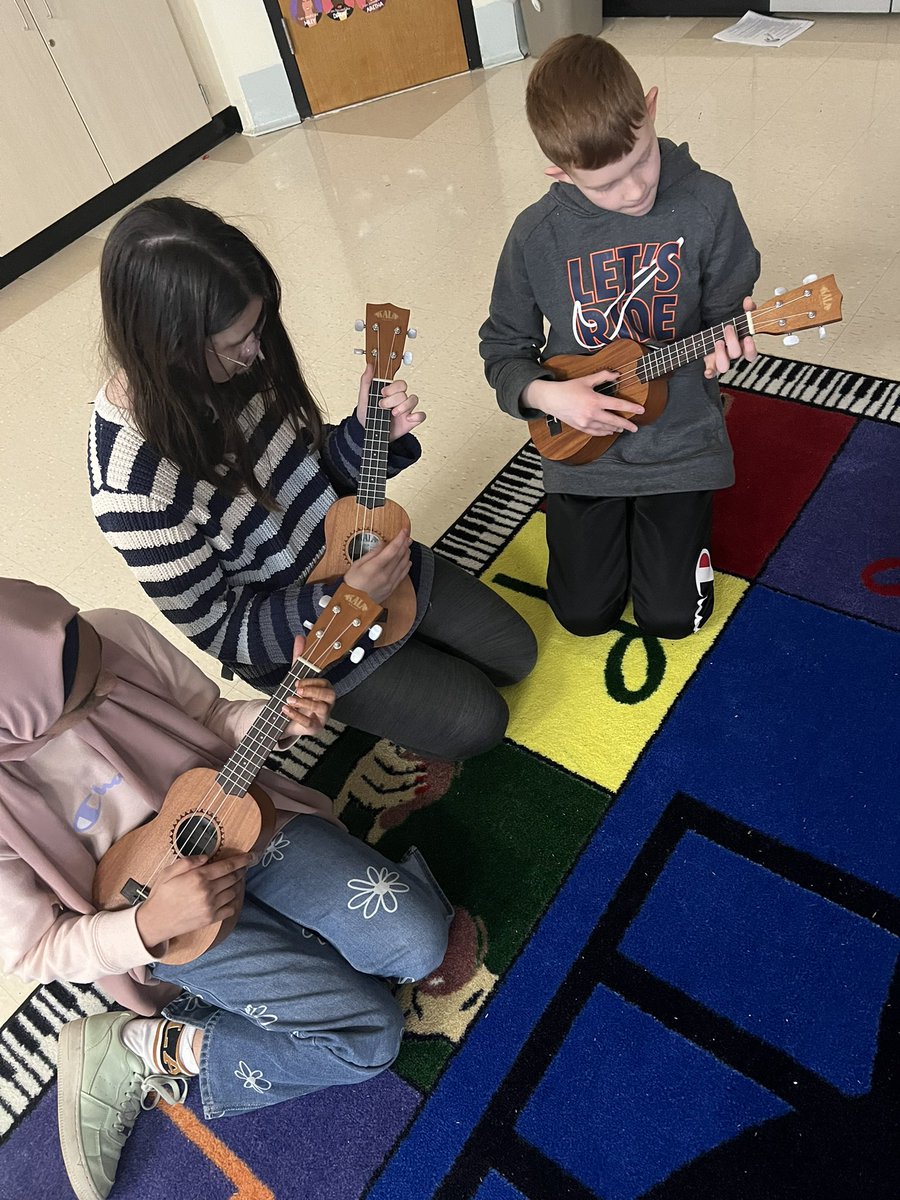 Halie Carden (@musicwithmissc) on Twitter photo 5th Grade Ukulele playing today in music class… I love when they help each other!! 🧡🎵<a href="/JonMichaelShea1/">Jon-Michael Shea</a> <a href="/UECSDTigers/">UECSD Tigers</a> 5th Grade Ukulele playing today in music class… I love when they help each other!! 🧡🎵<a href="/JonMichaelShea1/">Jon-Michael Shea</a> <a href="/UECSDTigers/">UECSD Tigers</a>