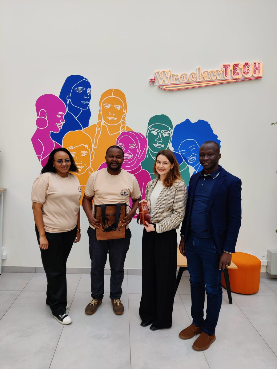 alipoki's tweet image. It has been a memorable week at @PWr_Wroclaw , from campus/city tours, workshops (Human Intelligence vs. AI, smart campus/city), to faculty meetings. #InternationalStaffTrainingWeek2024 #Wroclaw #WroclawTech #ISTW2024 #ERASMUS #AI #4IR #StaffStudentMobility #Tanzania #Mbeya