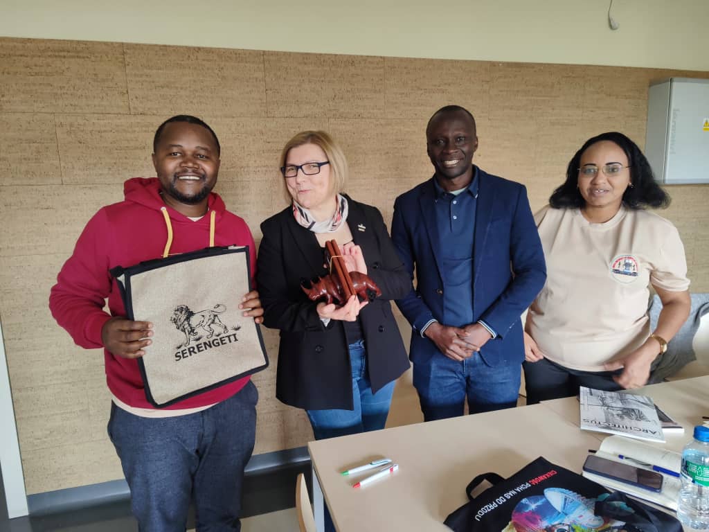 alipoki's tweet image. It has been a memorable week at @PWr_Wroclaw , from campus/city tours, workshops (Human Intelligence vs. AI, smart campus/city), to faculty meetings. #InternationalStaffTrainingWeek2024 #Wroclaw #WroclawTech #ISTW2024 #ERASMUS #AI #4IR #StaffStudentMobility #Tanzania #Mbeya