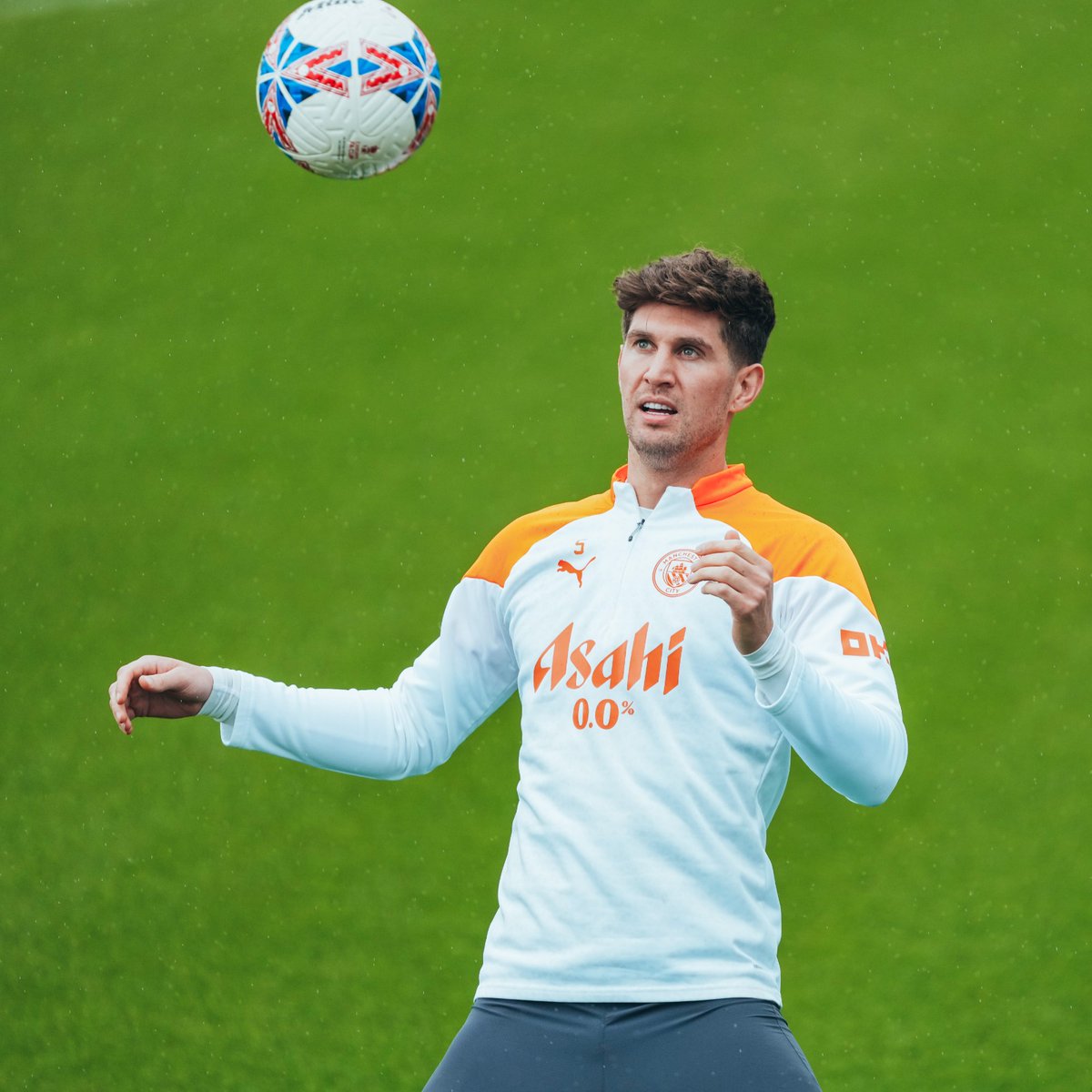 oatsonworldwide's tweet photo. What does John do on 4-20?
John Stones https://t.co/nFzDdGWIO4