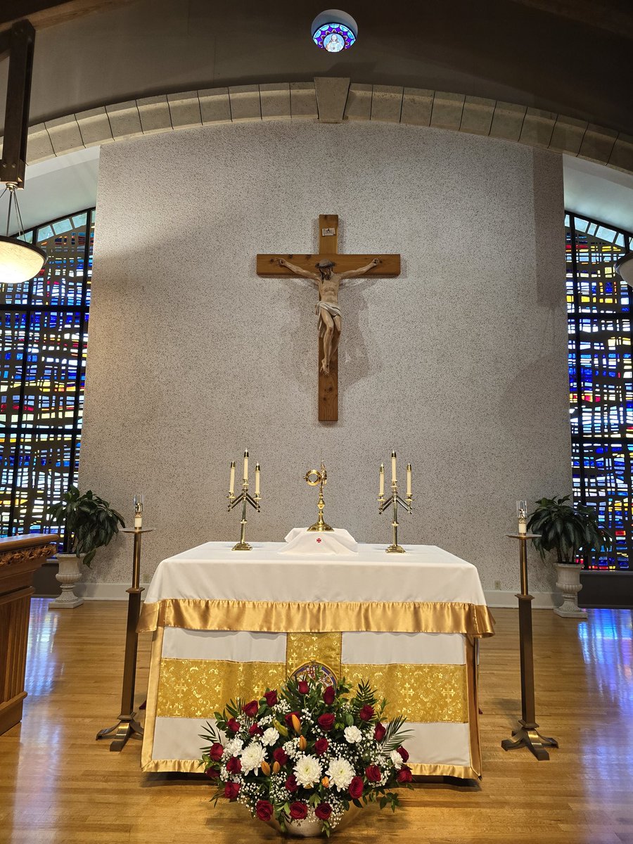 I will be exposing The Most Blessed Sacrament for adoration in about 30 minutes.

What prayers and intentions can I offer for you over the two hours we will be adoring the true presence of Christ in the Eucharist? 

#BlessedBeyondMeasure