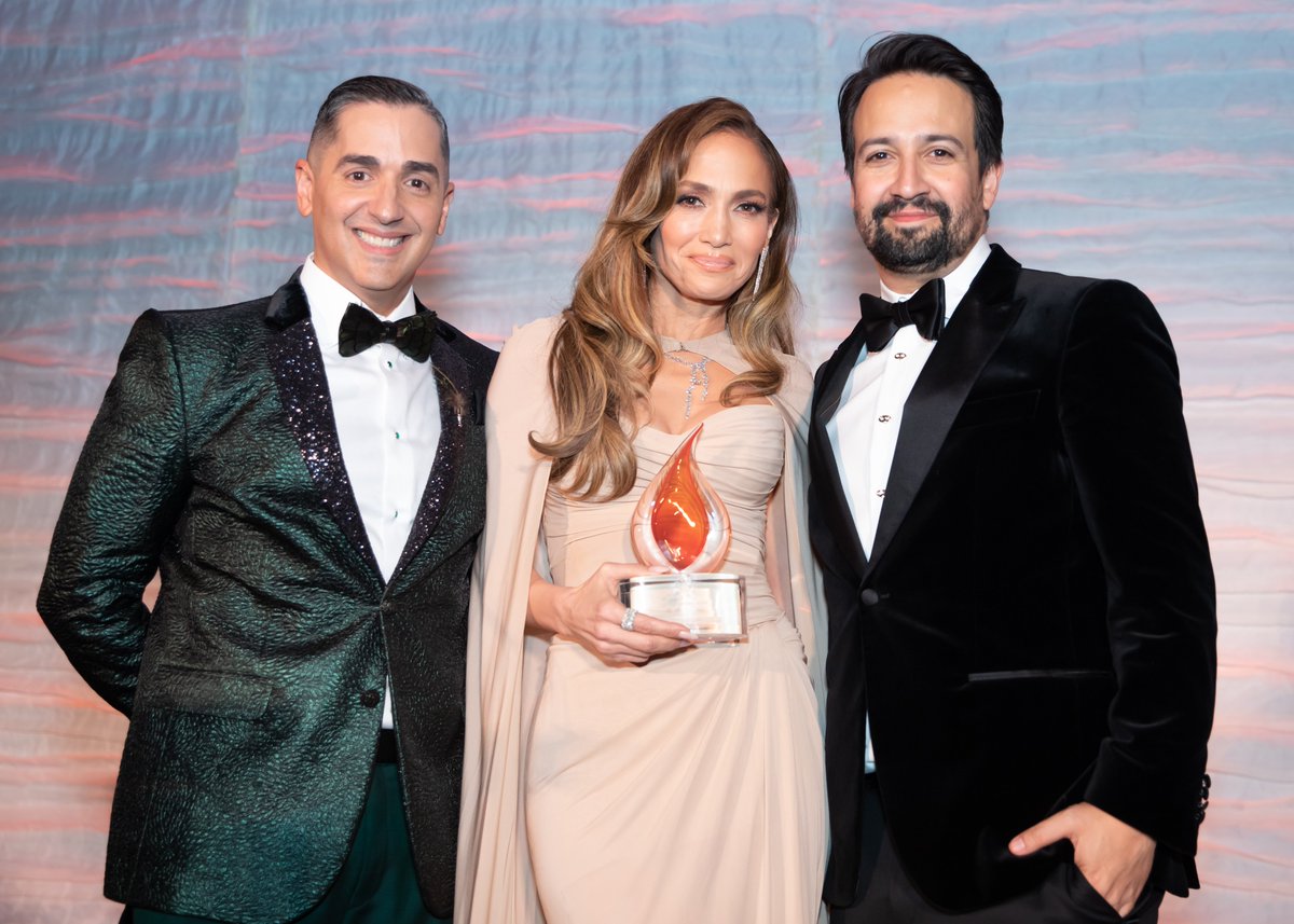 During our #HFGala2024, we presented the Premio Orgullo to global superstar & icon @JLo for her exceptional talents, vision, & altruism that continue to inspire & uplift Latinos across the globe. Want to watch the complete speech by Ms. Lopez? Click here: youtu.be/SaDmny7K_S4?si…