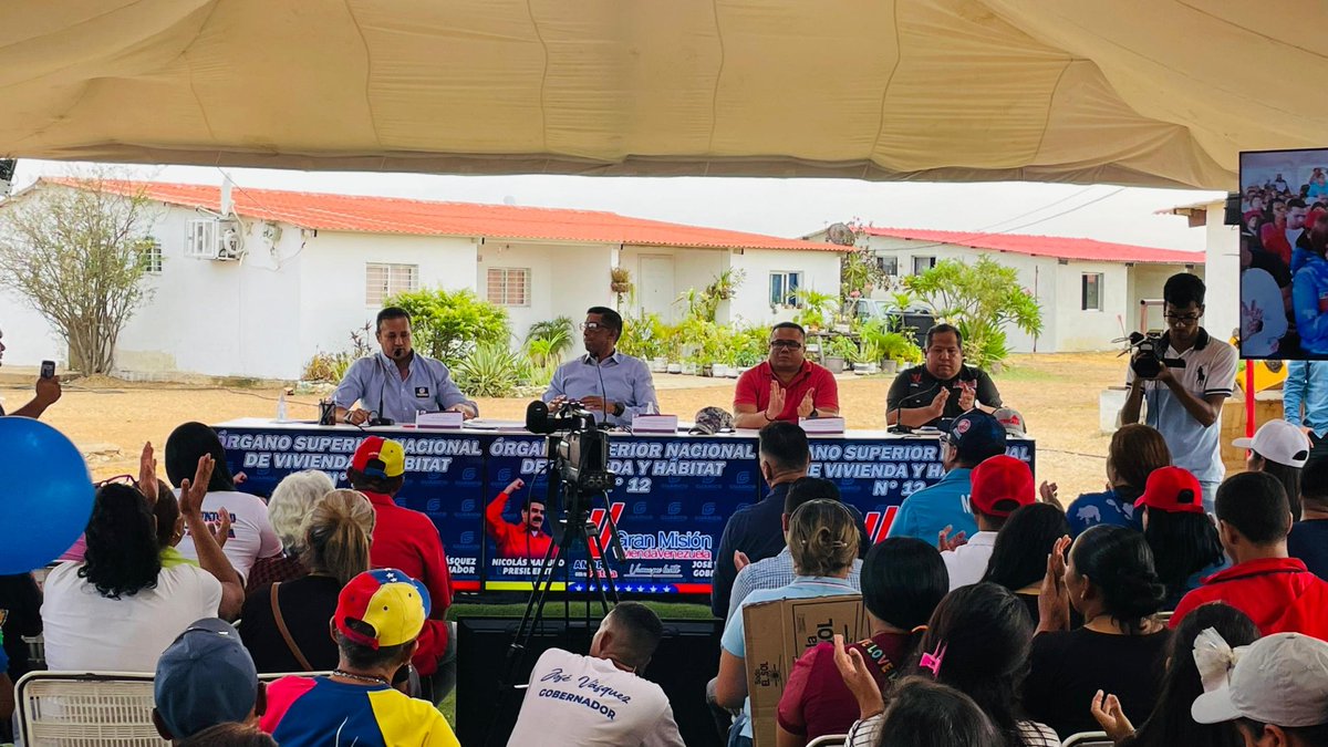 #AlMomento🔴El Líder Regional @josemvasquez:'La meta de vivienda que tenemos en el ministerio para 2024 más de 12mil viviendas, forman parte de la planificación, tenemos 4.900 en ejecución' #Guárico #GloriaAlBravoPueblo #GuáricoProduce