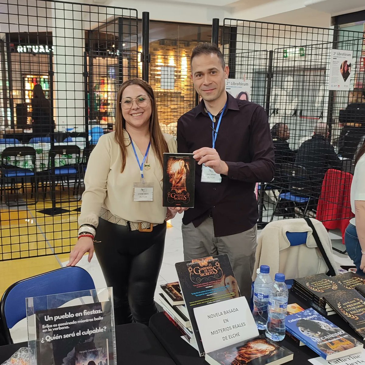 ismael_escritor's tweet image. Algunas fotos del #LibroForumelche2 
Gracias a @marialeivag93 @literaturelx_ y @laljub por hacer posible el evento.
#FeriaDelLibro #DíaDelLibro #SantJordi