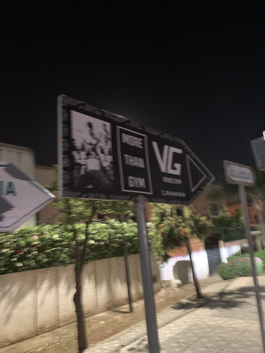 URANUS coca zero suger tweet media