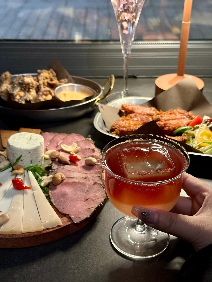 🥃A bar suitable for me to spend time alone…