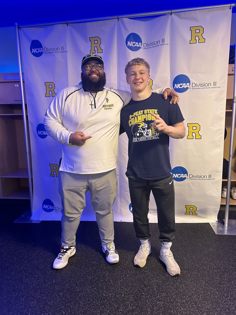 Had a great time at The University of Rochester today. Thank you to @IamcoacHHeav and @ChadMartinovich for the opportunity.