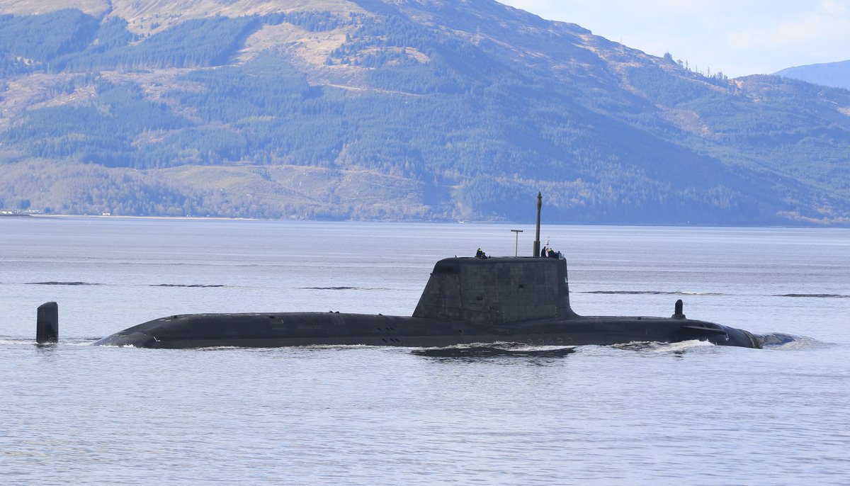 Royal Navy Astute class submarine passing Gourock this evening inbound for Loch Long #RoyalNavy #Navy #submarines #shipping