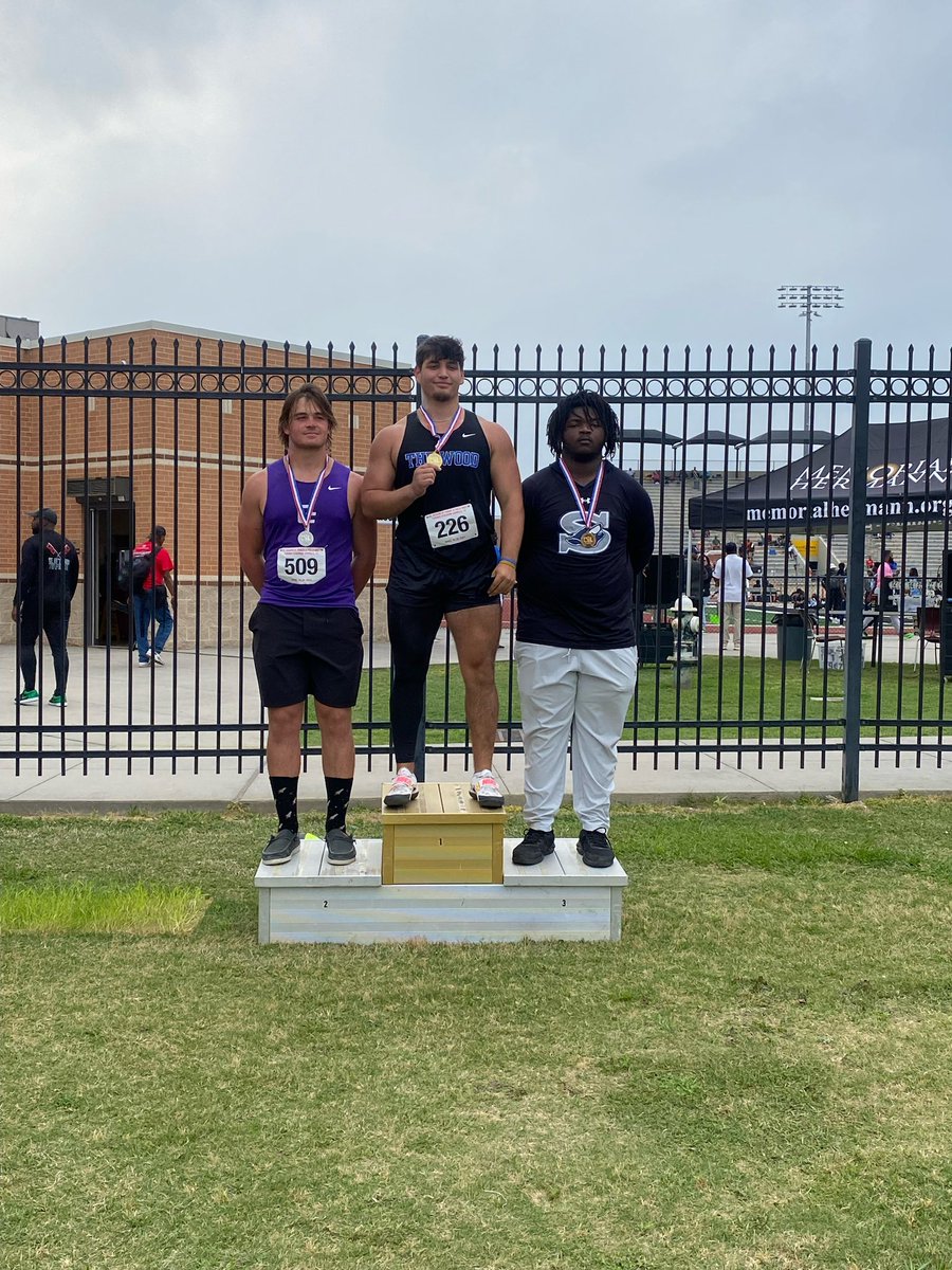 Congrats to Edmon finishing third at Region III and a new PR in the shot.