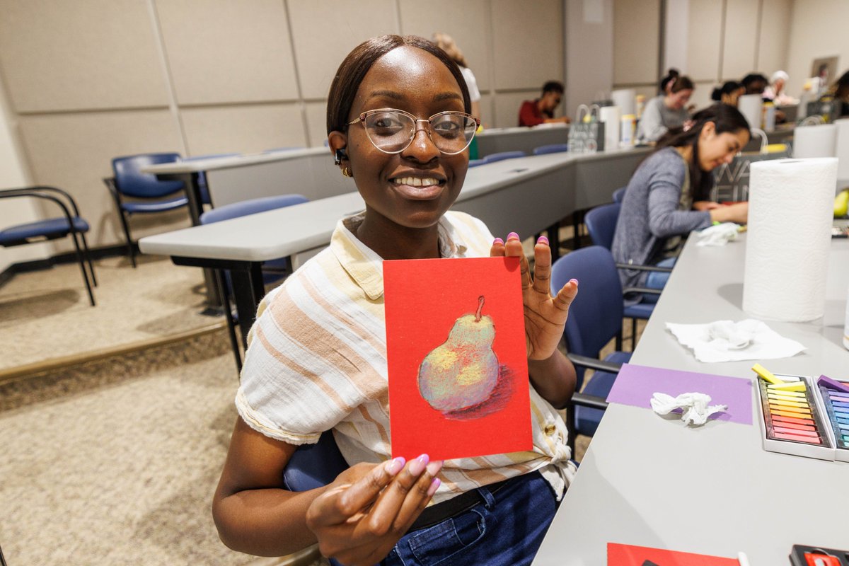 Participants discovered the power of pastel painting at @UMMC_Dentistry's first-ever painting workshop with artist Presley Becker yesterday. The group learned the art of pastel painting and created their own framed artwork during the session. Check out some of the photos!