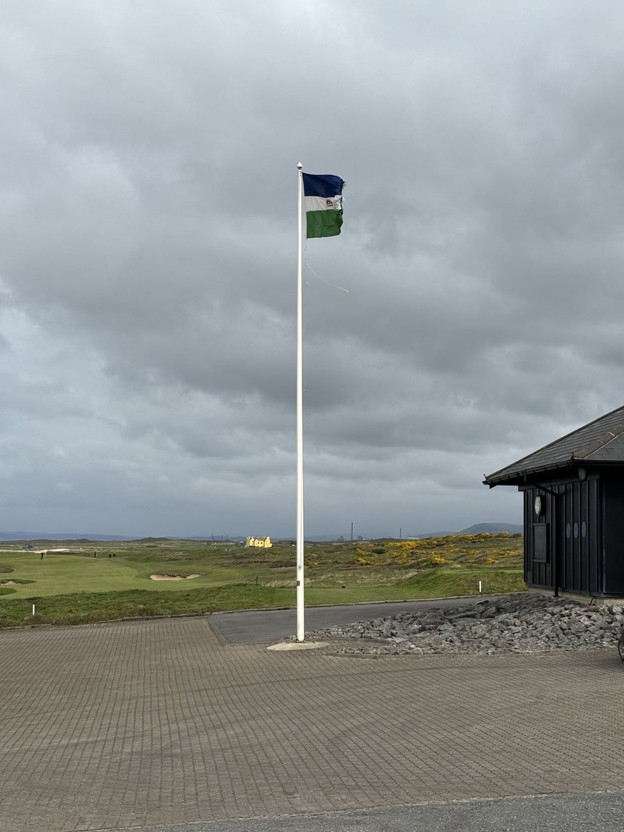 Harry Legge-Bourke tweet media