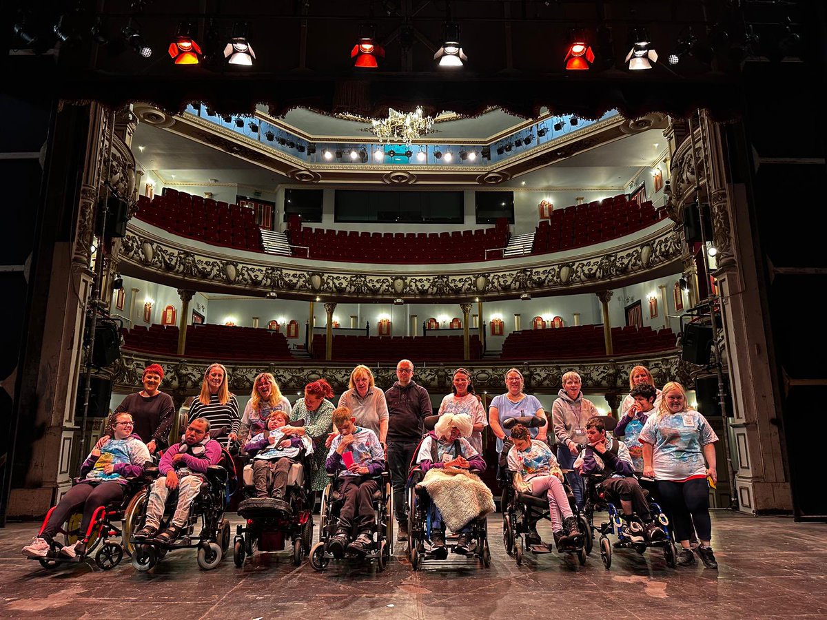 Such a pleasure to welcome @YsgolCrugGlas to @SwanseaGrand today. We are facilitating #TheAssembleProject with @nyaw_ccic Thank you to everyone who assisted in making today happen! @SwanseaCouncil #CulturalVisitSwansea 💥