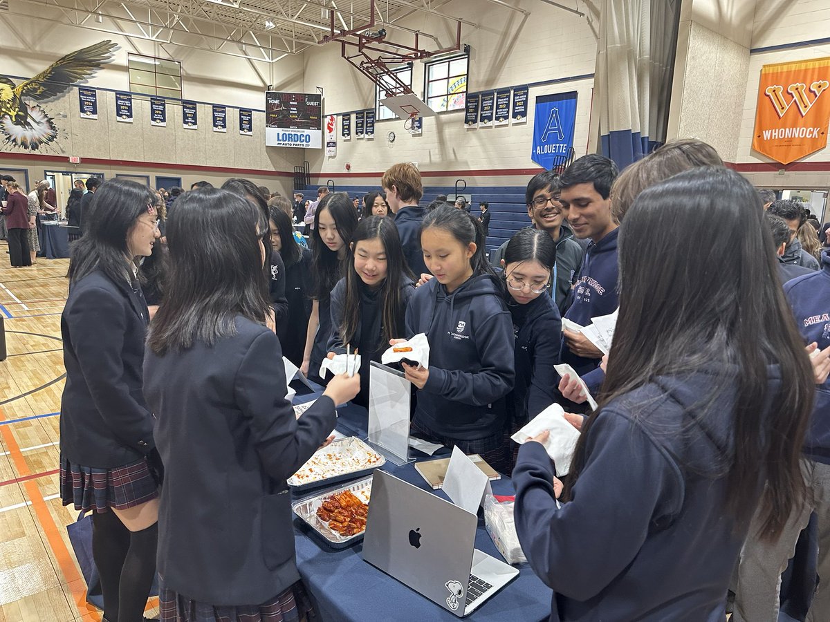 Christina Reis tweet media