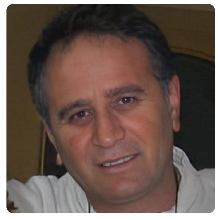 Bir dönem birlikte çalıştığım, değerli arkadaşım Güner Işıldak'ın vefatını derin bir üzüntüyle öğrendim. Allah rahmet eylesin. Mekanı cennet olsun.